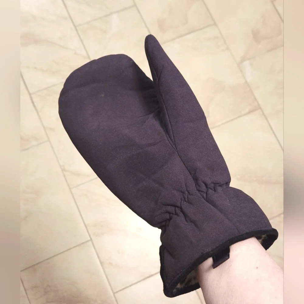 Anthropologie Black Quilted Mittens W/Faux Fur Animal Print Lining M
